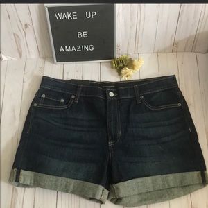 Adorable Banana Republic soft comfy shorts!